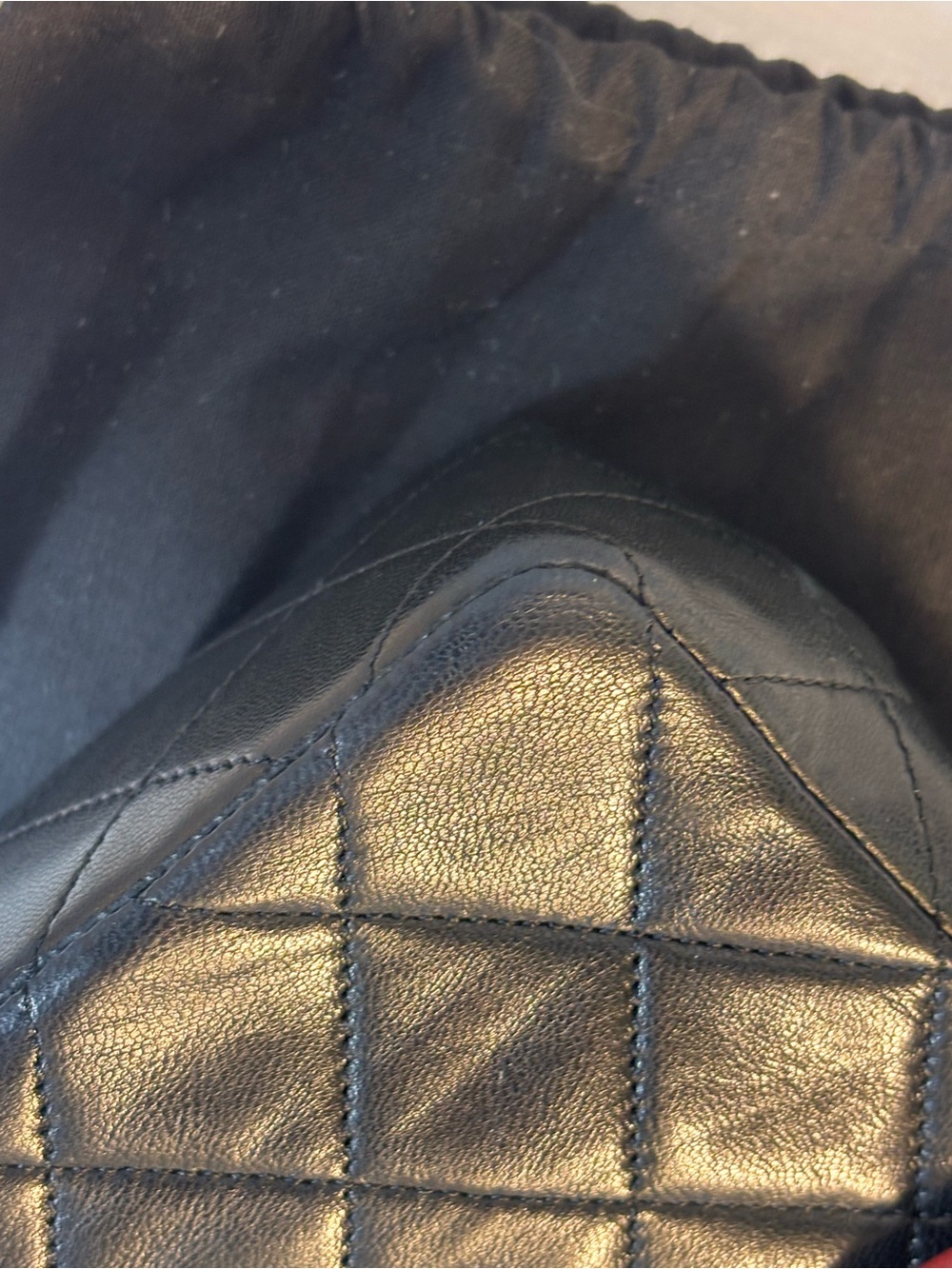 Beautiful Chanel Mini Square Lambskin - Picture 6 of 16